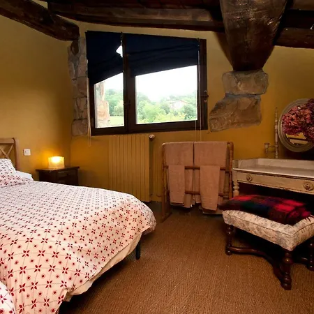 Caserio Otalora. S.xviii Domek alpejski Orozqueta