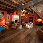 Caserio Otalora. S.xviii Chalet *