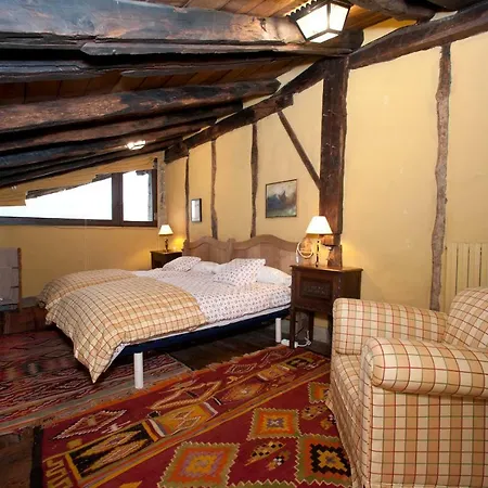 Caserio Otalora. S.xviii Chalet Orozqueta