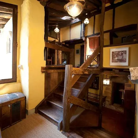 Caserio Otalora. S.xviii Chalet *