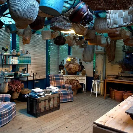 Caserio Otalora. S.xviii Chalet *